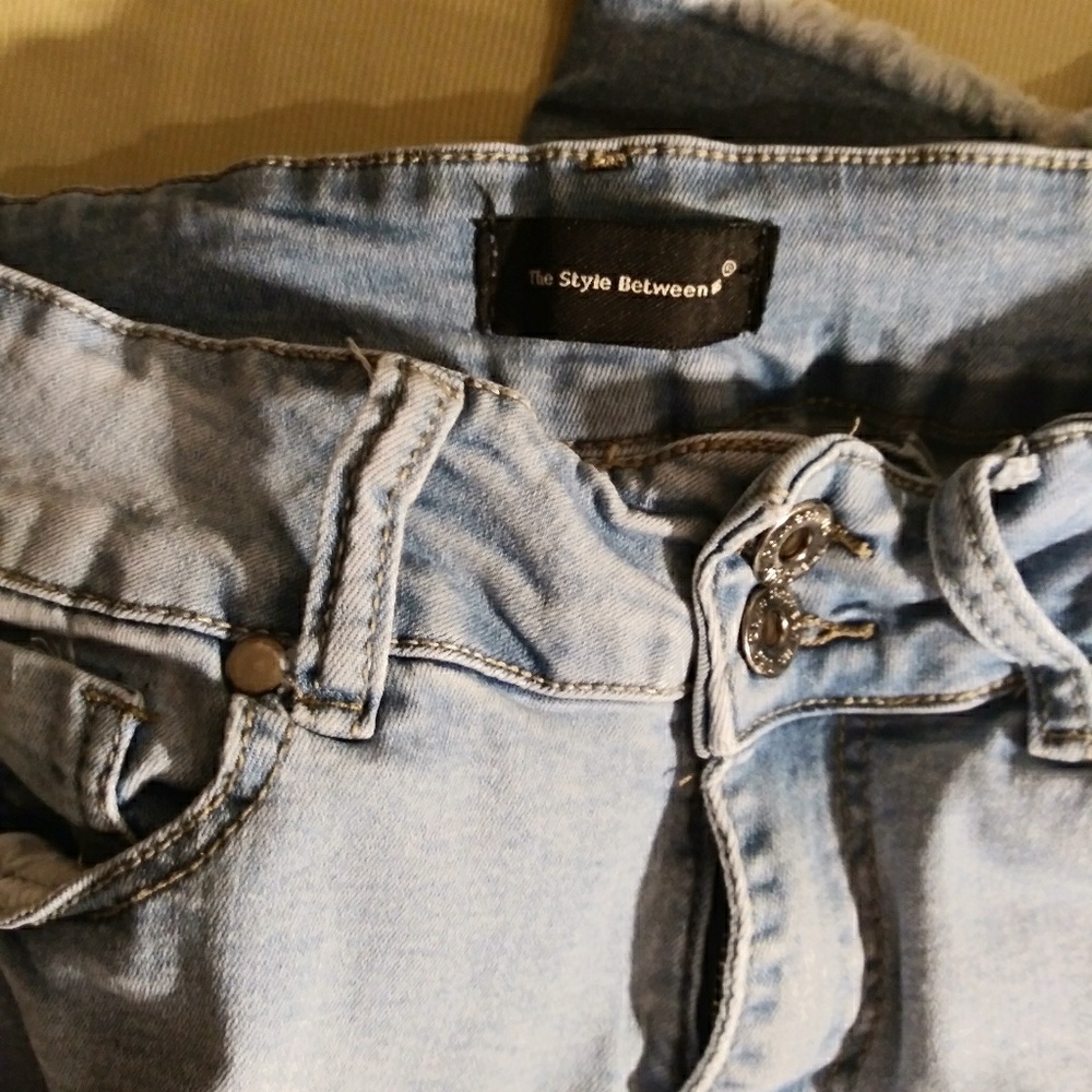 Skinny Jeans (Style Between Us)